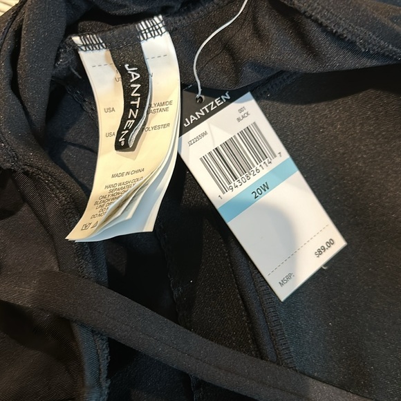 Jantzen one piece swimsuit - Picture 5 of 6